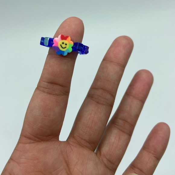 Handmade Blue Trendy Y2K Inspired Glass Bead Stretch Ring - Picture 2 of 6